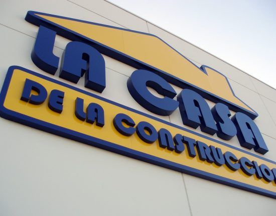 letras y letreros corporeas