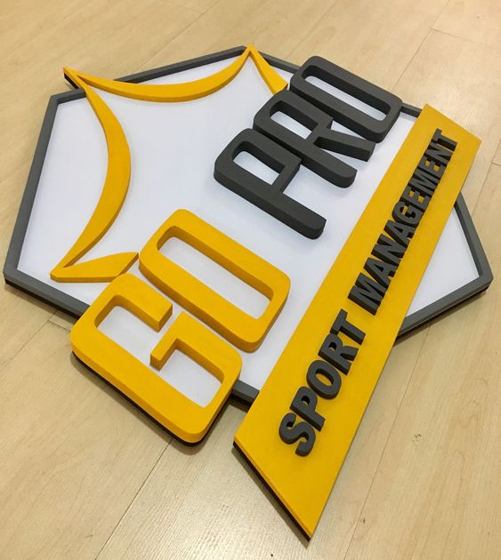 letreros con letras corporativas